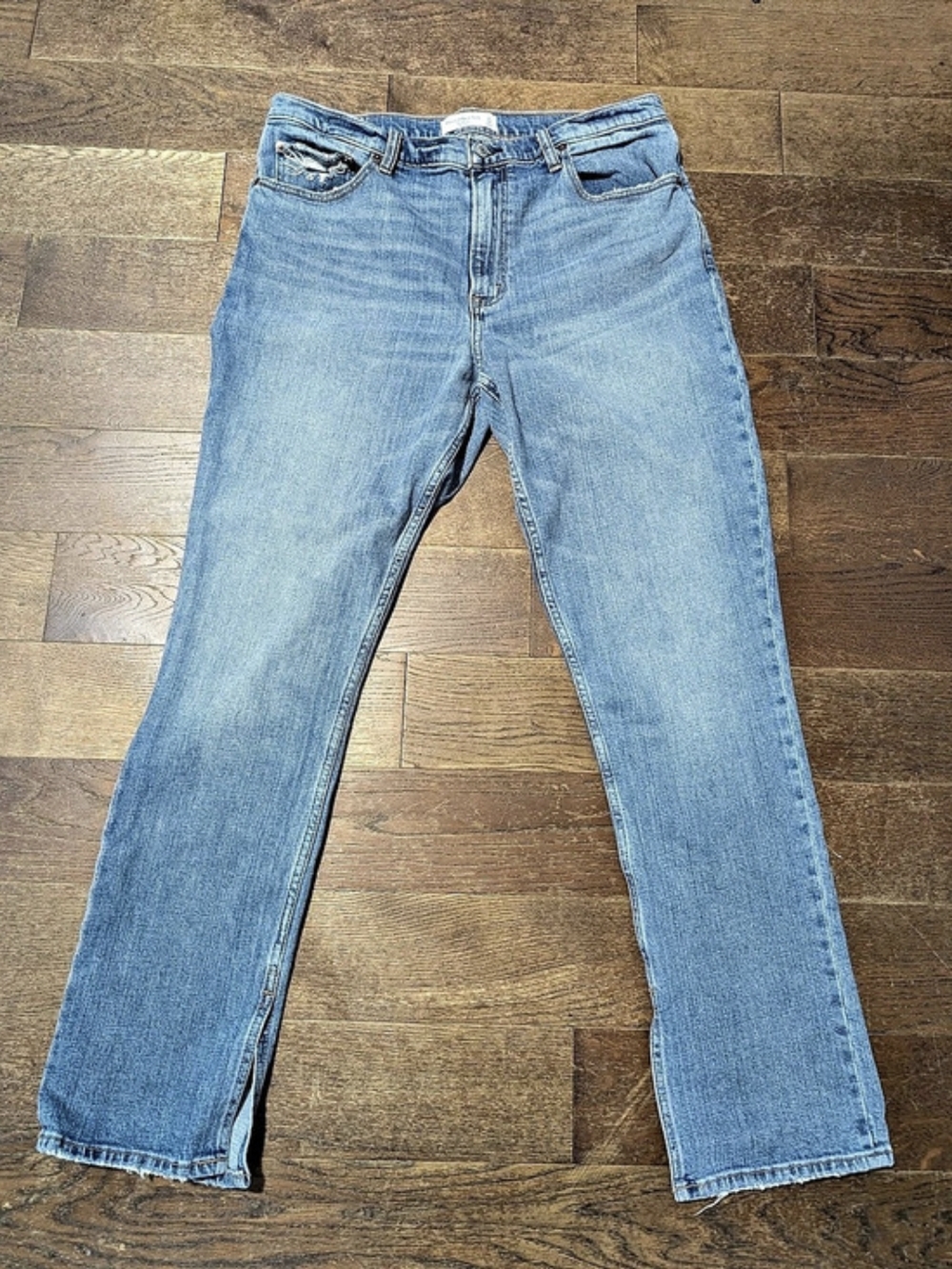 Abercrombie & Fitch The Skinny High-rise Split Hem Jeans